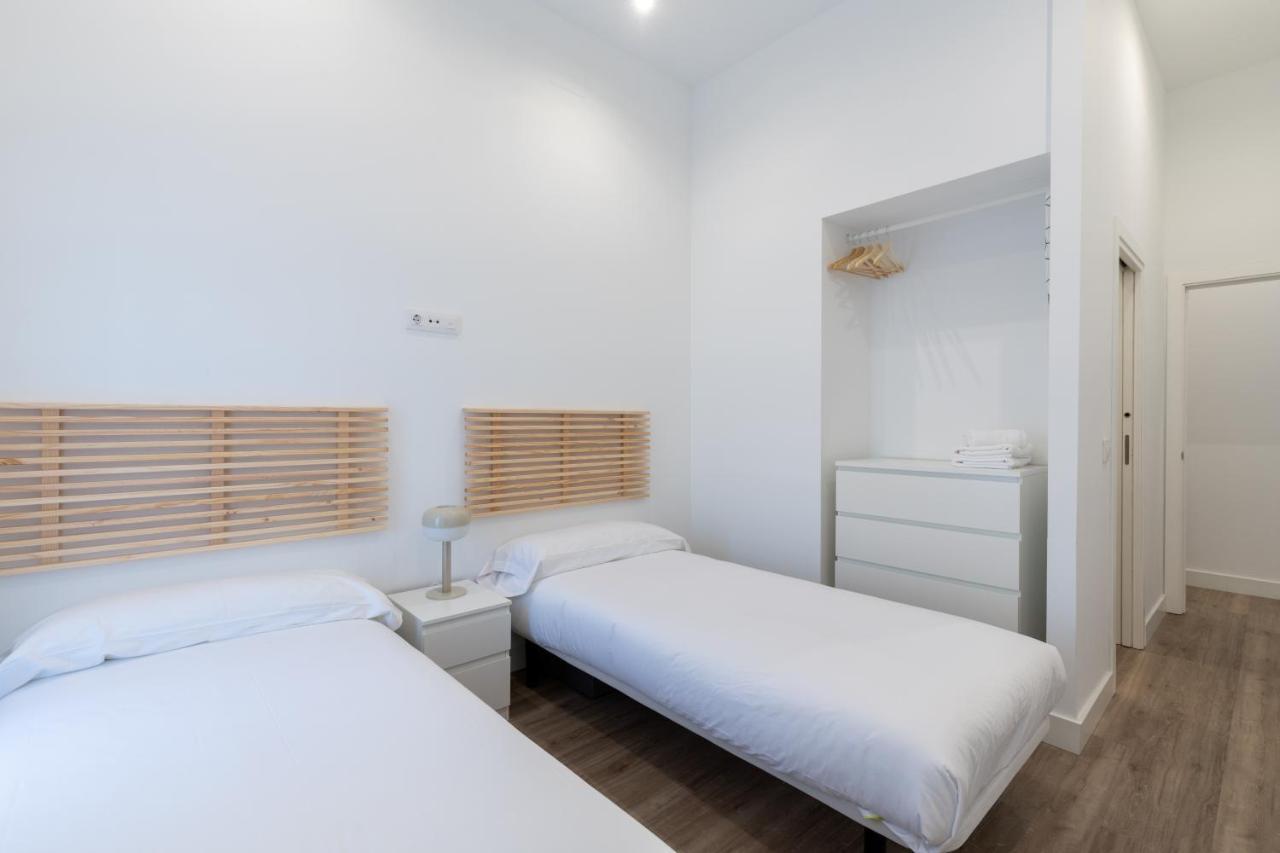 Holi-rent At Erillas Apartment Camas