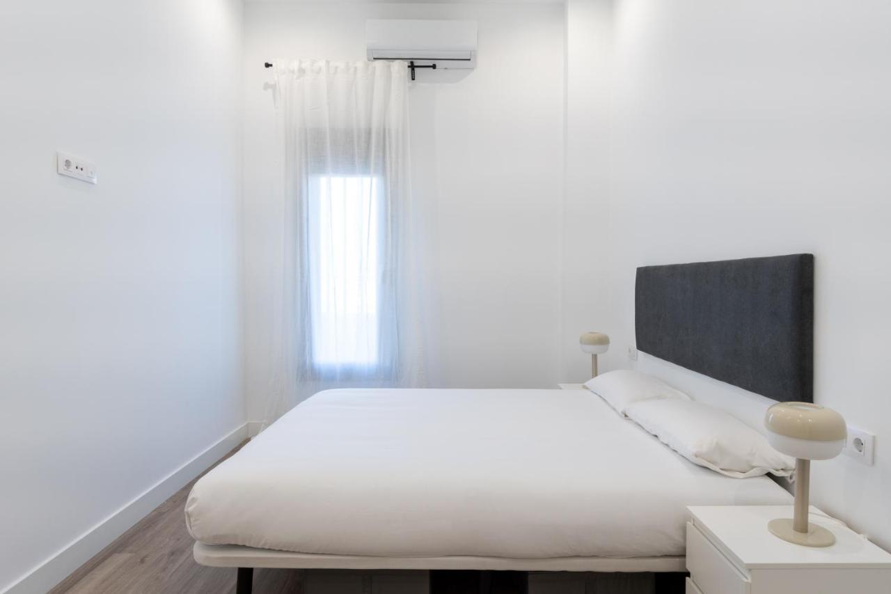 Holi-rent At Erillas Apartment Camas