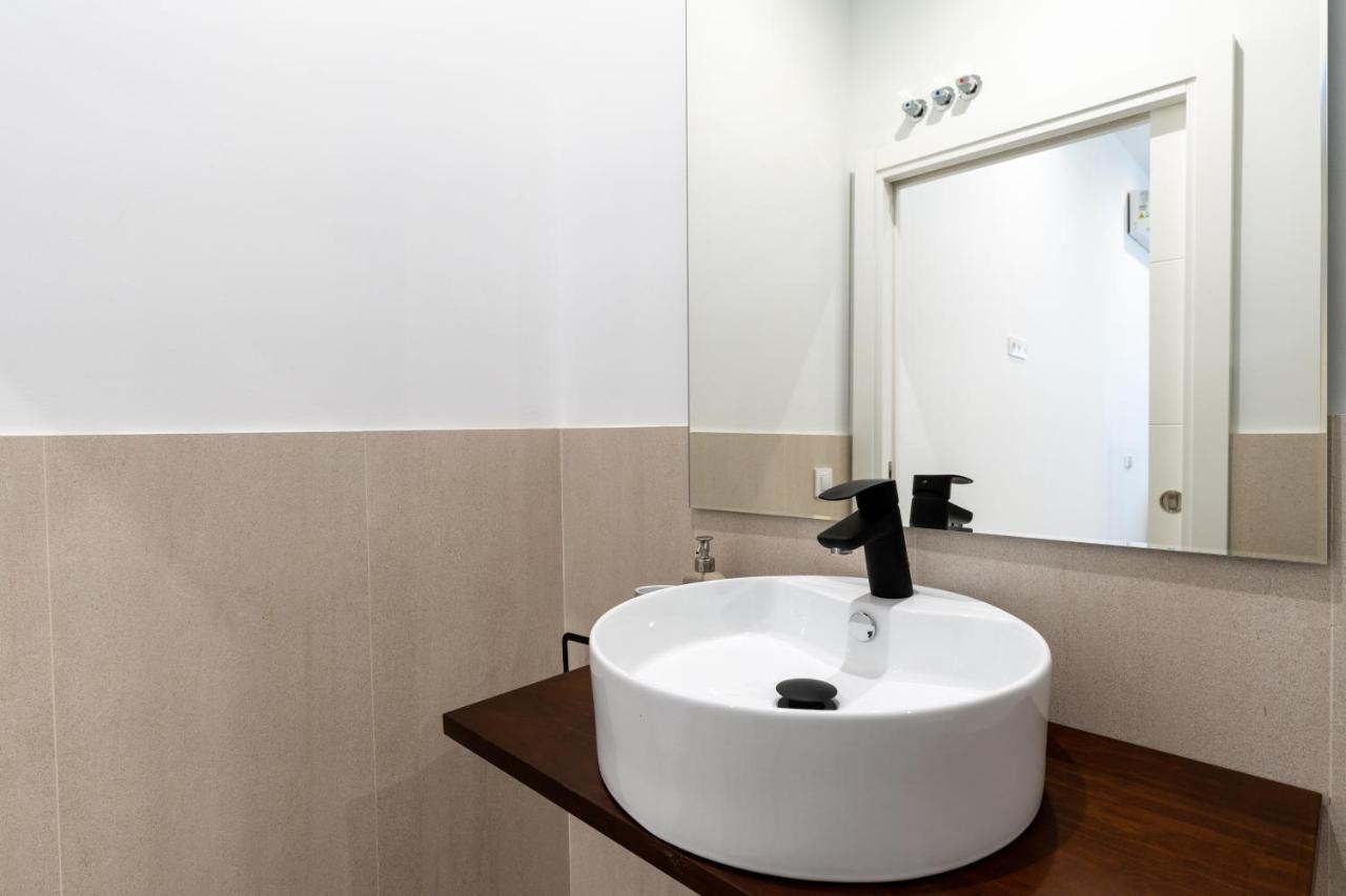 Holi-rent At Erillas Apartment Camas